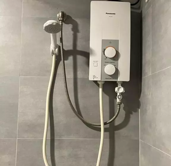 ホテル Bambu Suites