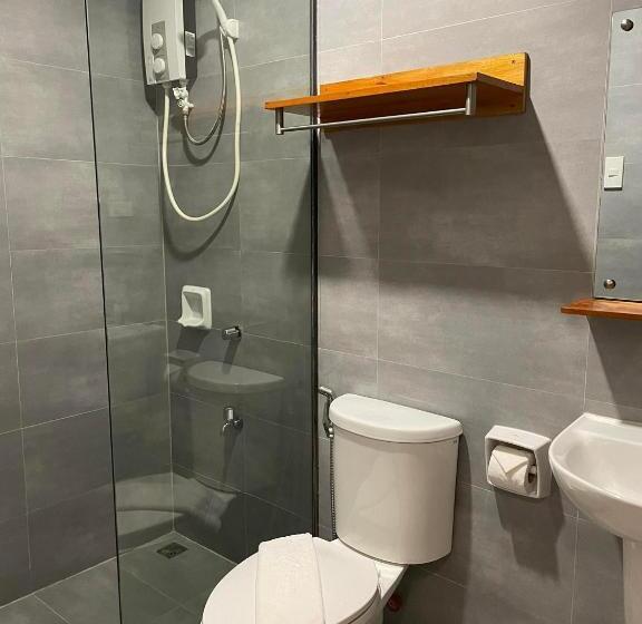 فندق Bambu Suites