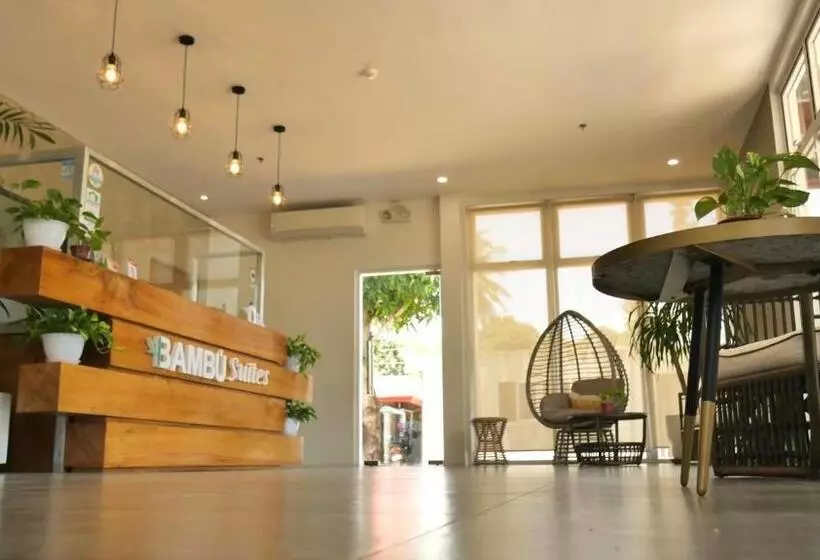 ホテル Bambu Suites