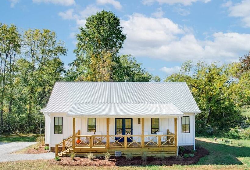 فندق Cottages At Julep Farms