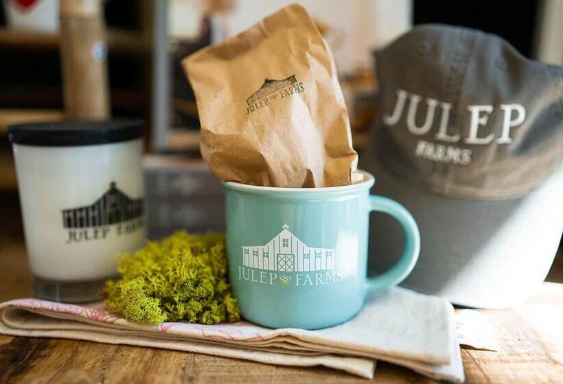 فندق Cottages At Julep Farms