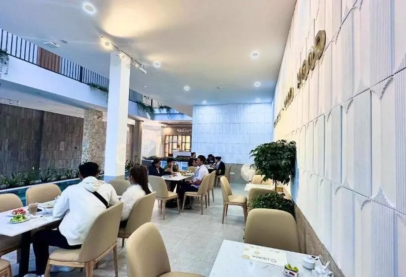 Diora Hotel Pleiku By Hos