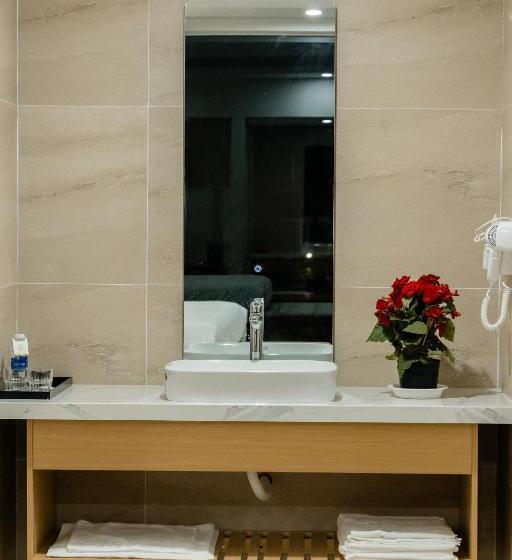 Diora Hotel Pleiku By Hos