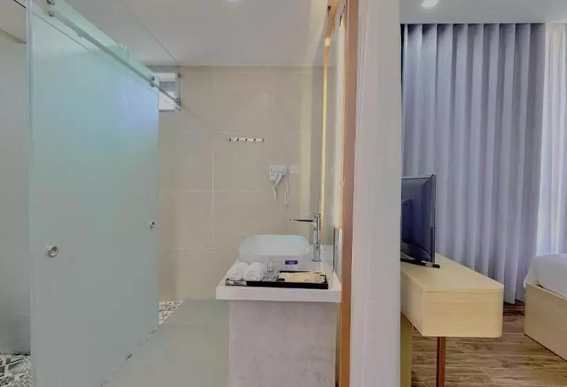 Diora Hotel Pleiku By Hos