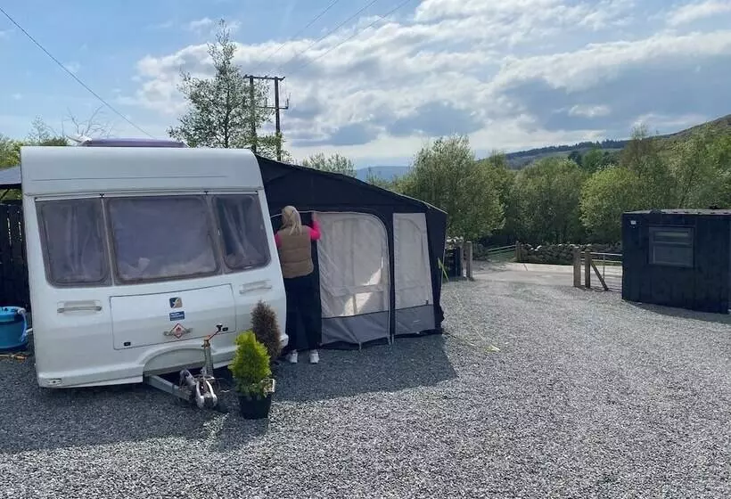 Hotelli Rostrevorvalley Caravan Experience Private Hottub