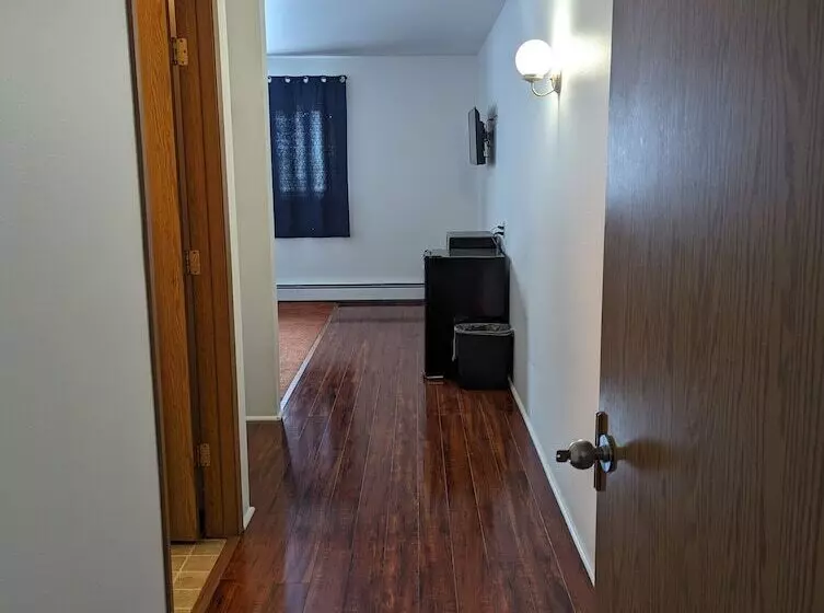 Motelli The Hibernation Station