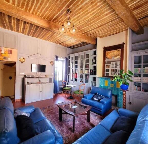 Пансион Au Puits De La Fontaine