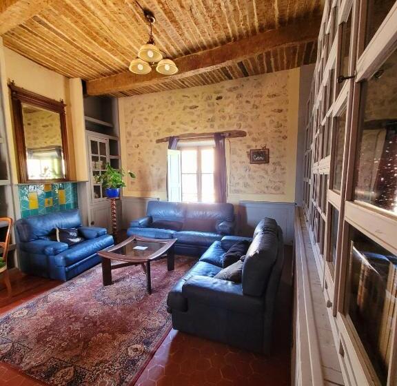 Пансион Au Puits De La Fontaine