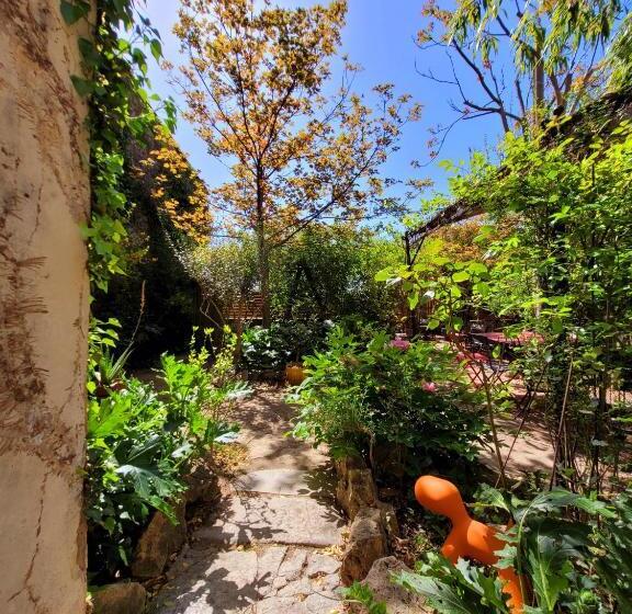 Пансион Au Puits De La Fontaine