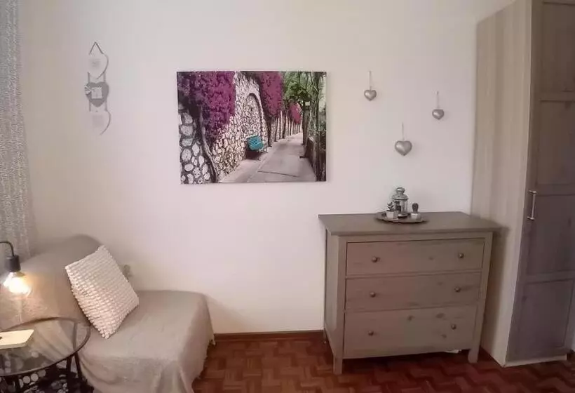 Majatalo Penzión Vilka Podhájčanka