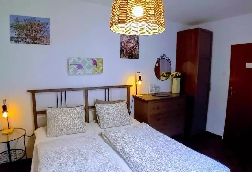 Majatalo Penzión Vilka Podhájčanka