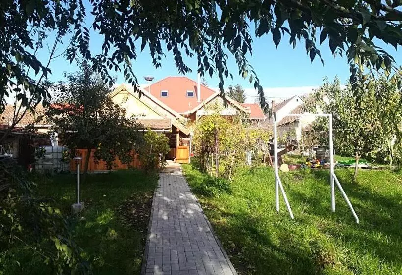 Majatalo Vár Liget Vendégház