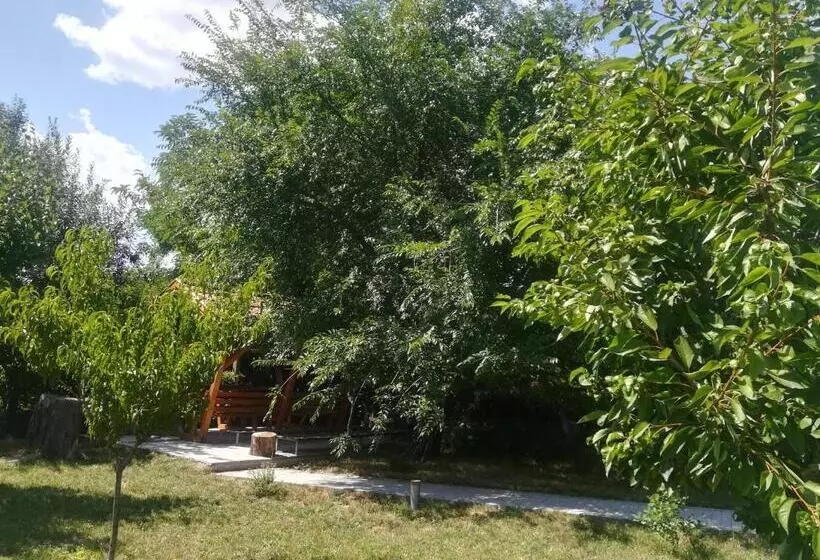 Majatalo Vár Liget Vendégház