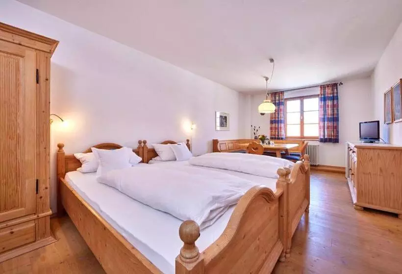 Majatalo Zentrum Für Umwelt Und Kultur   Gästehaus Und Jugendbildungseinrichtung Im Maierhof