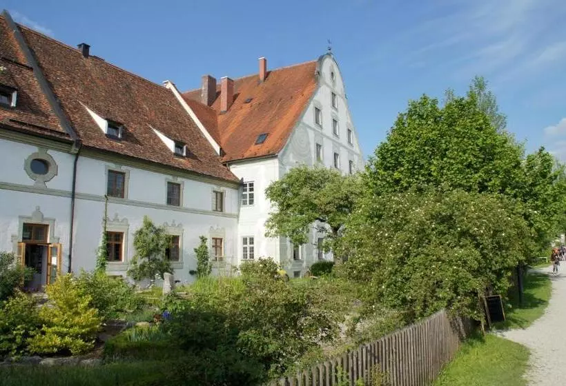 Majatalo Zentrum Für Umwelt Und Kultur   Gästehaus Und Jugendbildungseinrichtung Im Maierhof