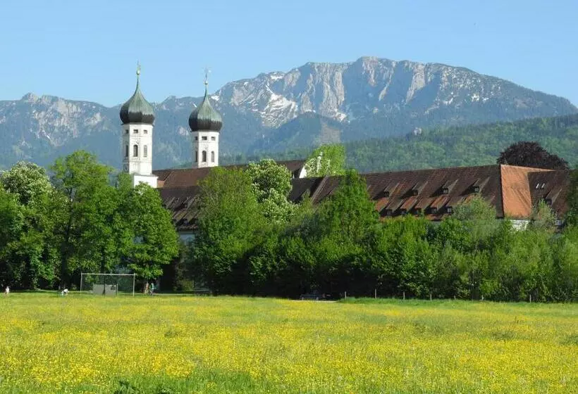 Majatalo Zentrum Für Umwelt Und Kultur   Gästehaus Und Jugendbildungseinrichtung Im Maierhof