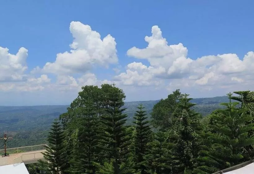 Splash Suites Hotel Tagaytay