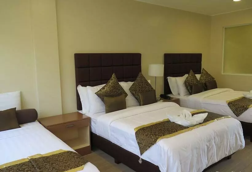 Splash Suites Hotel Tagaytay