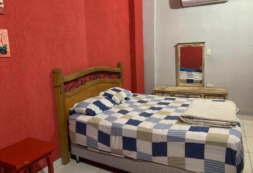 Bed And Breakfast 879