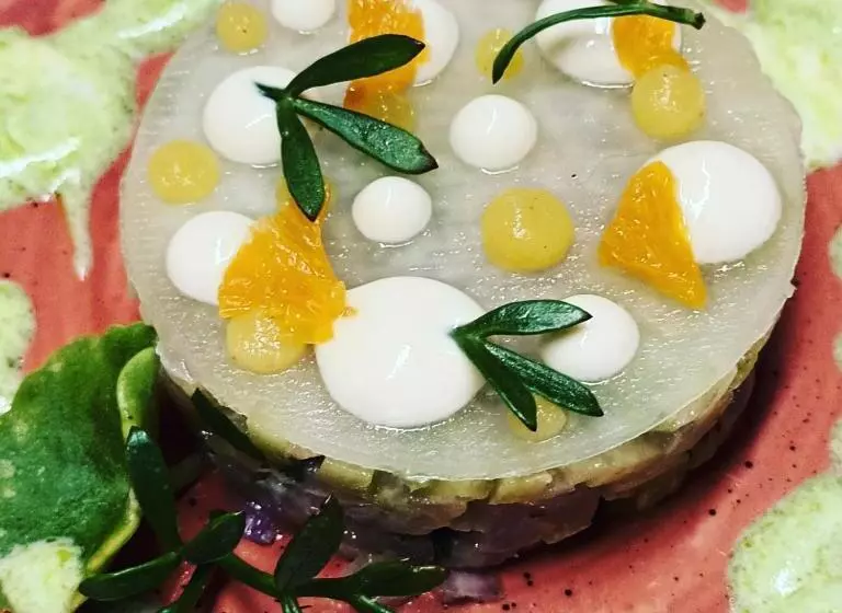 ベッドアンドブレックファースト La Maison Des Poulains