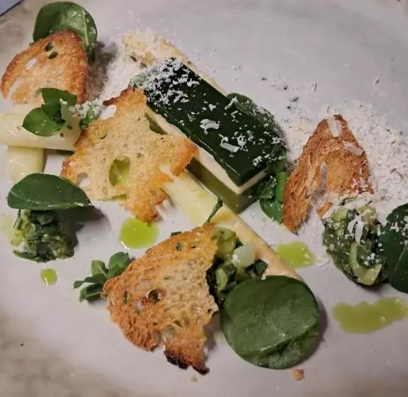 ベッドアンドブレックファースト La Maison Des Poulains