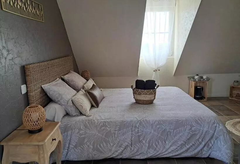 ベッドアンドブレックファースト La Maison Des Poulains