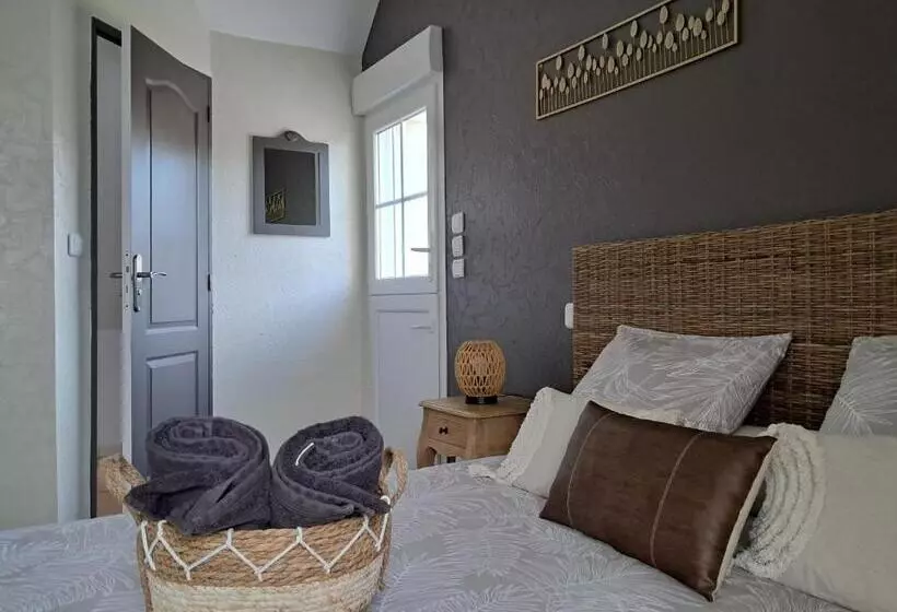 ベッドアンドブレックファースト La Maison Des Poulains