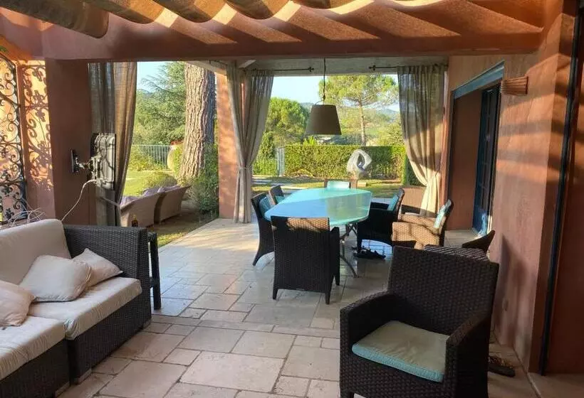 Aamiaismajoitus (B&B) L’hacienda Francesa