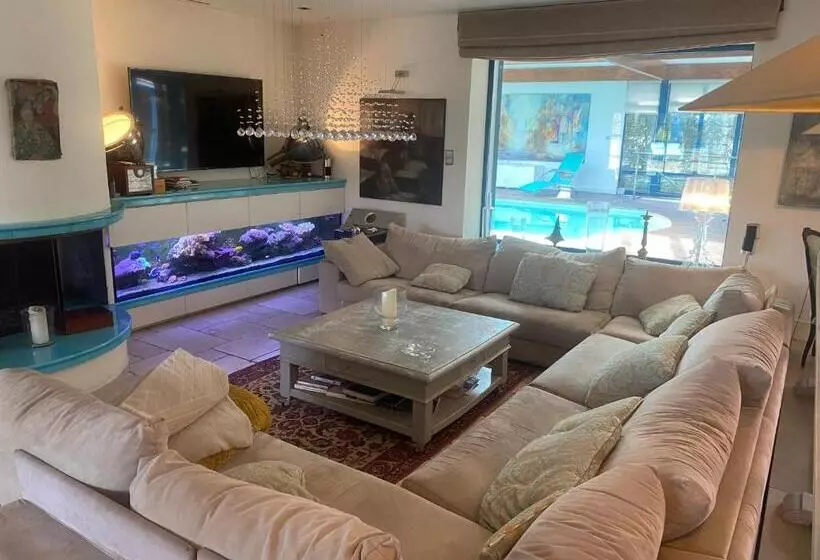 Aamiaismajoitus (B&B) L’hacienda Francesa