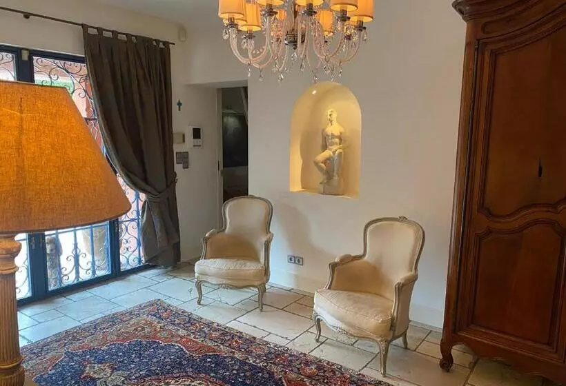 Aamiaismajoitus (B&B) L’hacienda Francesa