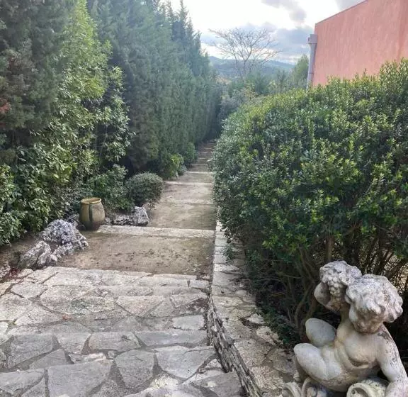 Aamiaismajoitus (B&B) L’hacienda Francesa