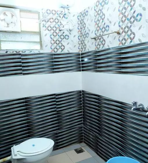 Hotelli Aradhya Inn Deralakatte