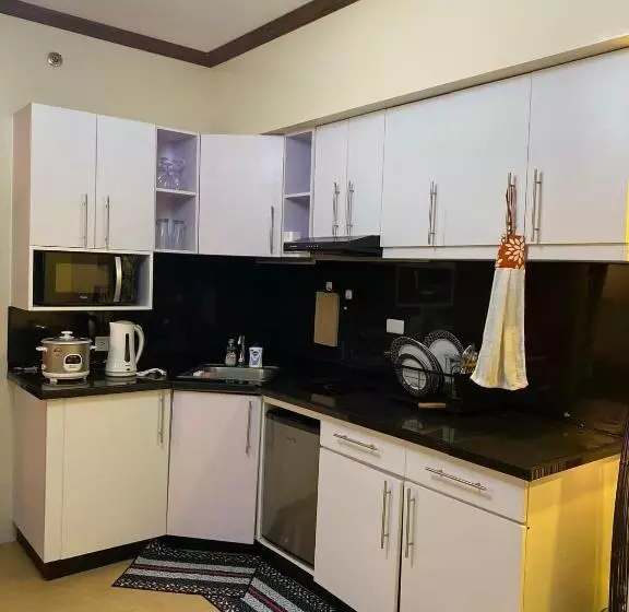 ホテル Avida Towers Davao