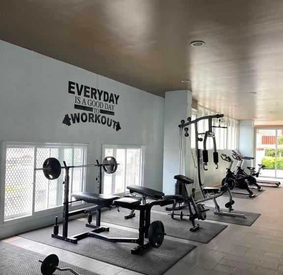 בית מלון כפרי Avida Towers Davao