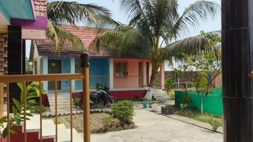 Отель India Tours Only Ekanta Apan