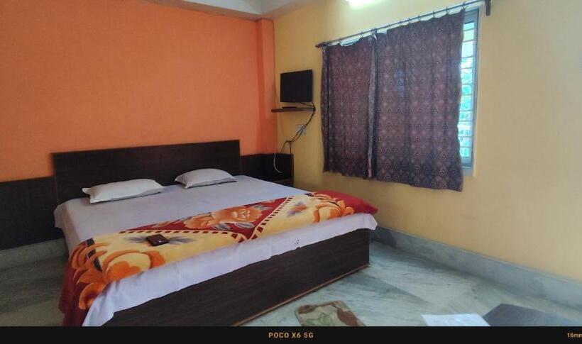 Отель India Tours Only Ekanta Apan