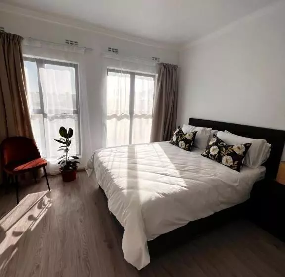 Majatalo 2nd On Strand