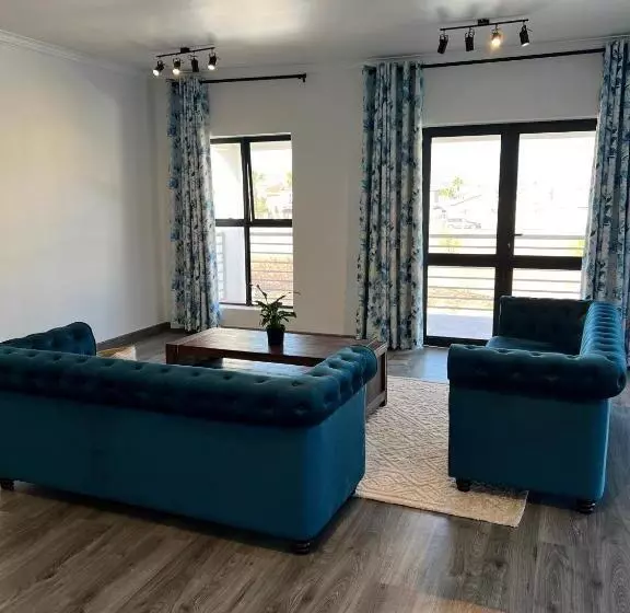 Majatalo 2nd On Strand