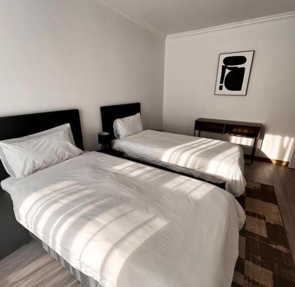 بنسيون 2nd On Strand