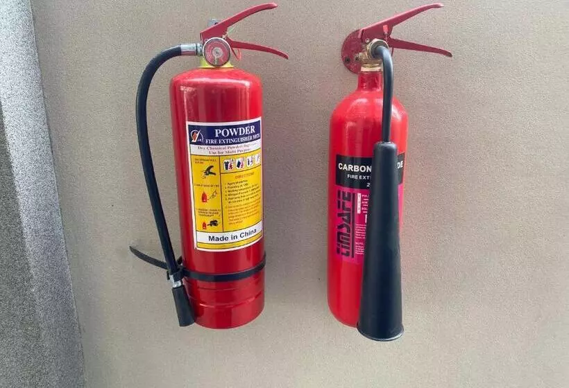 پانسیون Firefly Retreat Your Home Away From Home