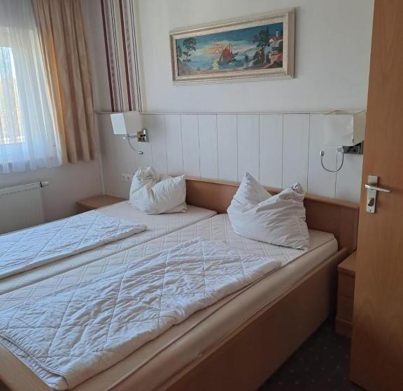 Pensão Gasthof Hirschkeller