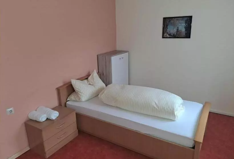 Majatalo Gasthof Hirschkeller