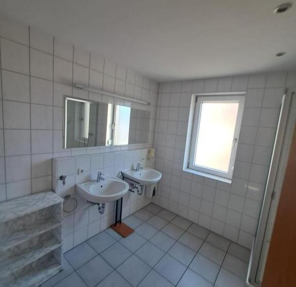 Pensão Gasthof Hirschkeller