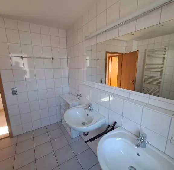 Majatalo Gasthof Hirschkeller