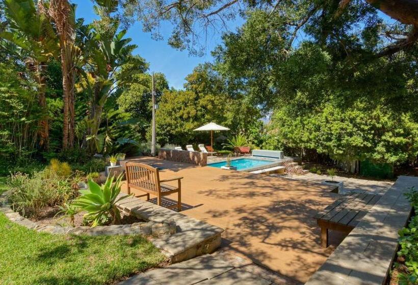 بنسيون Greenwood Cottage, Somerset West