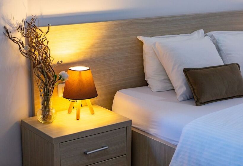 پانسیون Villa Vanty