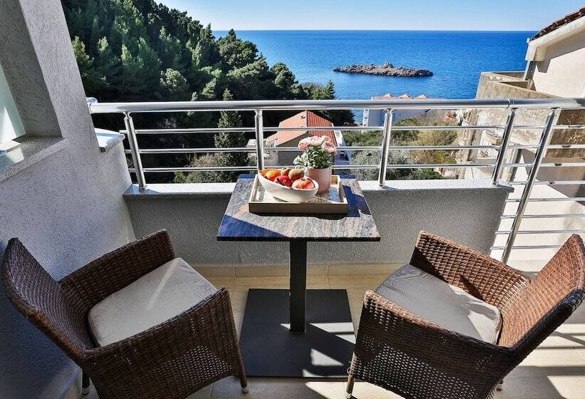 پانسیون Villa Vanty