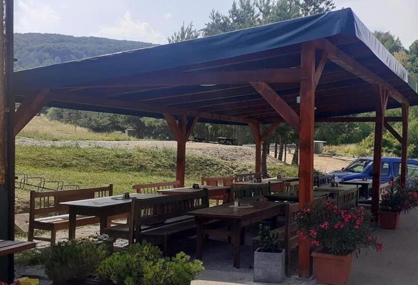 פנסיון Penzión Zoo Pod Hrešnou