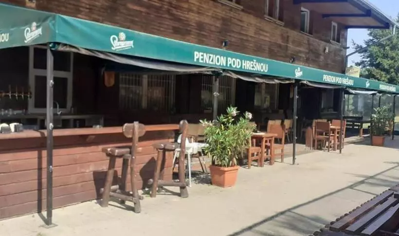 ペンション Penzión Zoo Pod Hrešnou