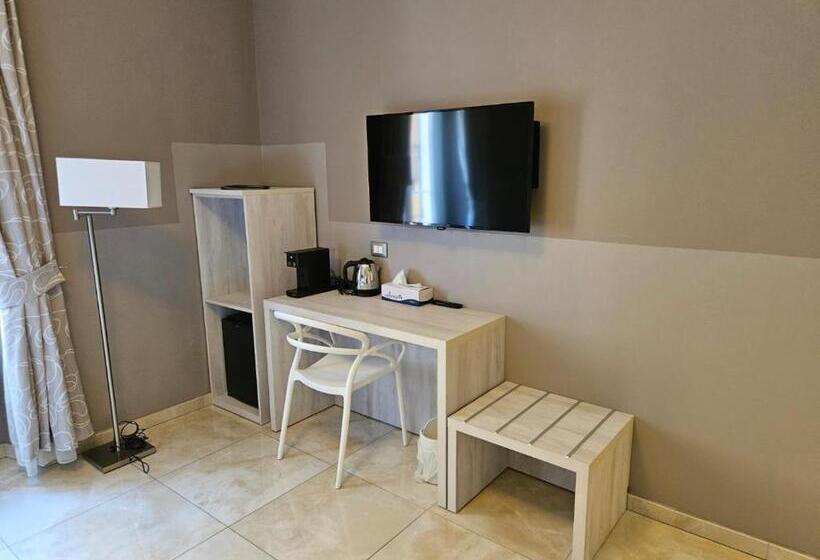 Pensjonat Prima Fila Due Pemium Guest House